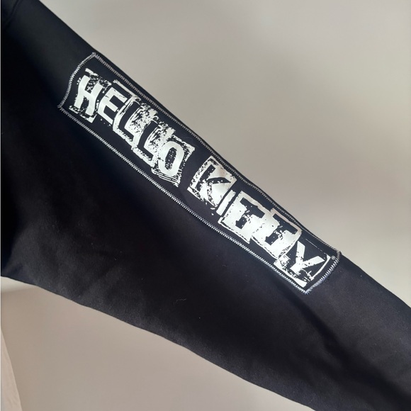 Black Dolls Kill Hello Kitty Cropped Hoodie chains not included - Picture 5 of 6